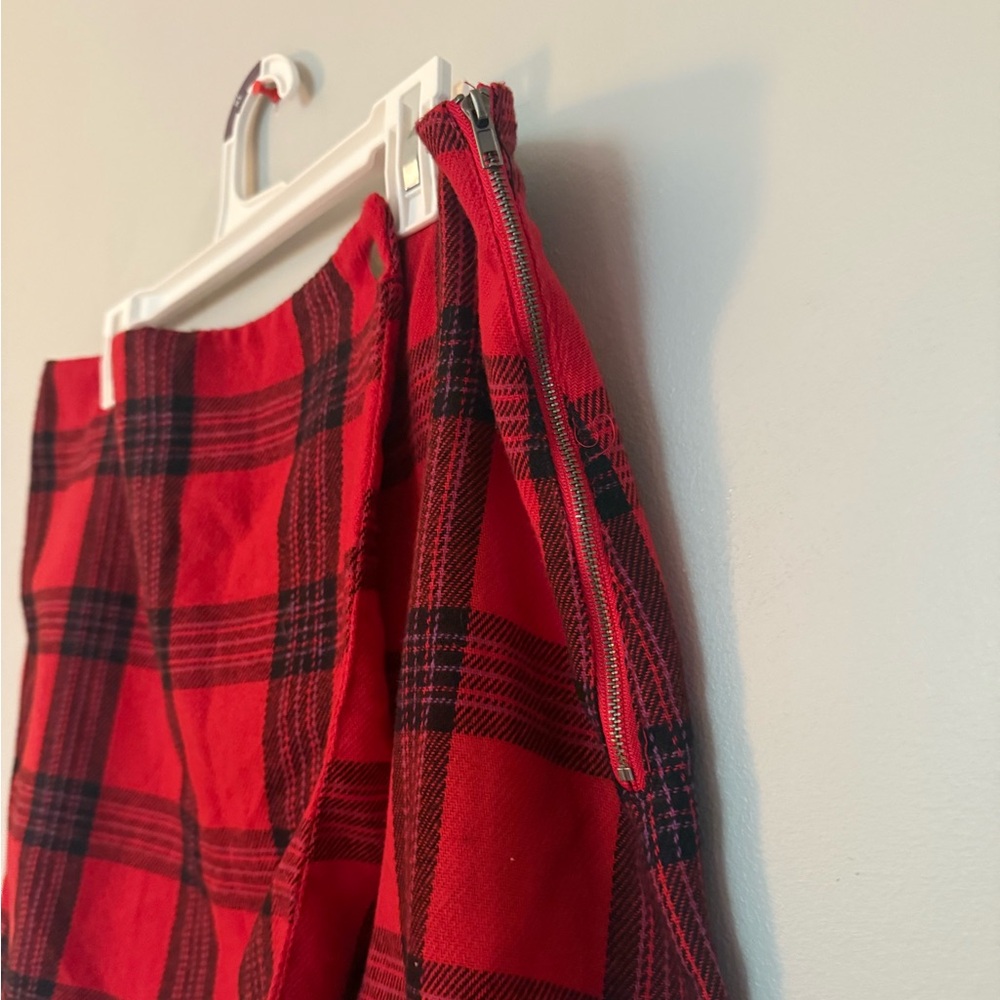No Boundaries Plaid Skirt - Picture 2 of 7